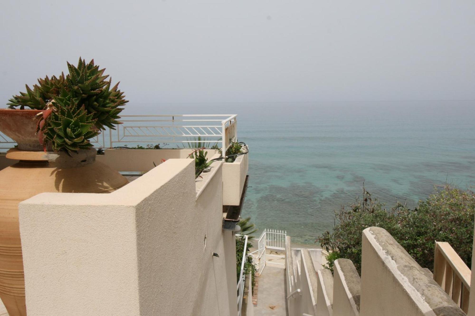 Villa Laura - Sul Mare Пиццо Экстерьер фото