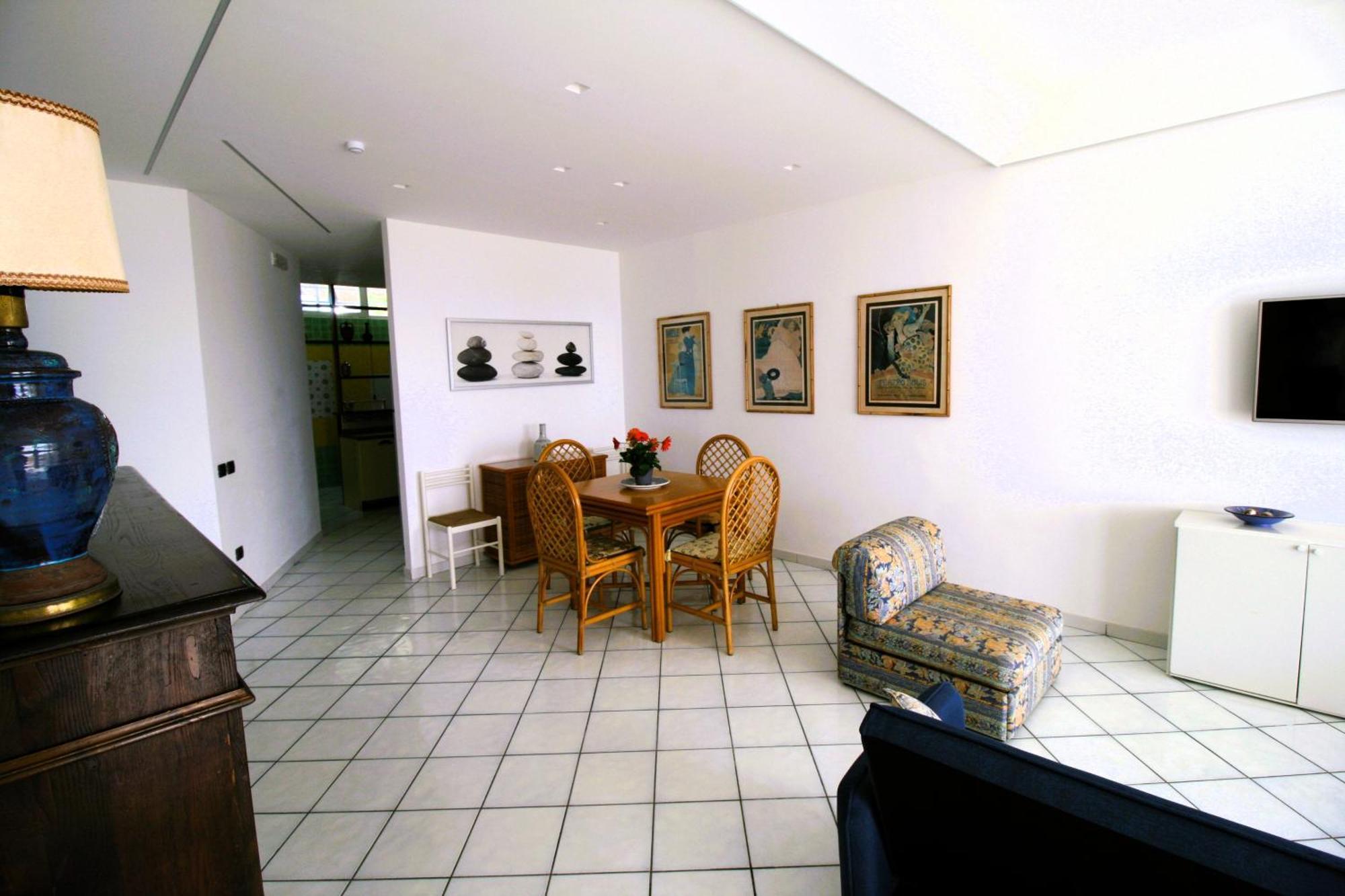 Villa Laura - Sul Mare Пиццо Экстерьер фото